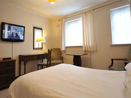 The New Inn Heckfield Pokoj fotografie